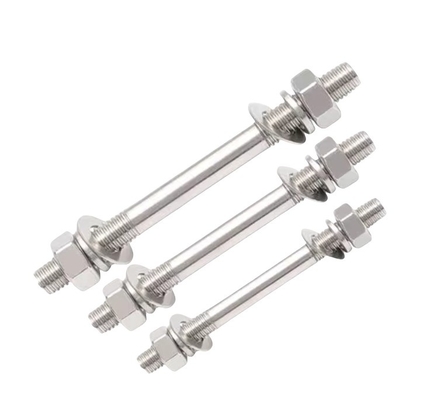 Dubbelkopbout Twee moeren Twee platte wasmachines en dubbel eind draad ZINK Afwerking 304 roestvrij staal Wandpiercing Schroef Set