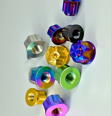 Metrische geanodiseerde roodgoud pinda M60 Voor de automobielindustrie DIN Standard Aluminium Geur Cup Nut 304 roestvrij staal
