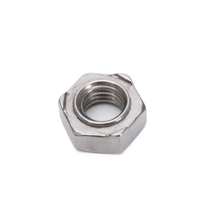 GB Standard Carbon Steel Square Weld Nut DIN929 M6 M8 M10 met Waxed Finish en Imperial Inch Measurement System