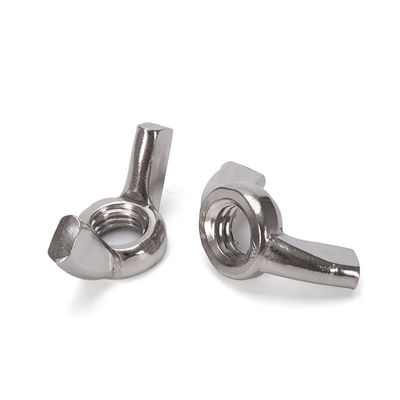 ISO-standaard Zwarte oxide afwerking gegalvaniseerde vlindernoten Precision Casting Carbon Steel Roestvrij staal vergrendeling vleugelnoot voor duurzaam