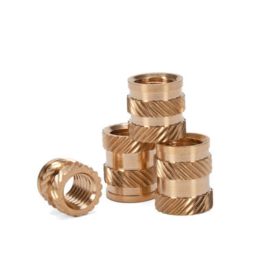 Custom CNC-draaien en spuitgieten M4 Knurling Brass Gedrukt Invoeging Duimnoot met Zink-Flake Coated Finish