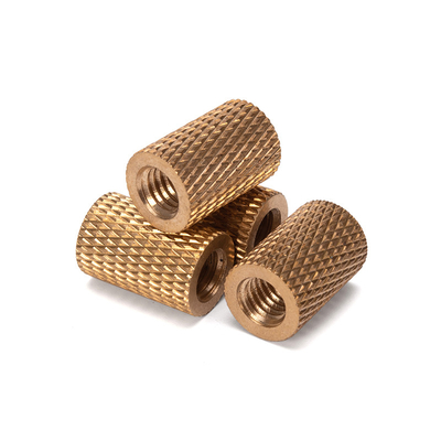 Metrische meting Roestvrij staal Reticulatiepatroon Gevormd cilindrisch Slotted Injection Messing Insert Nut voor speelgoed